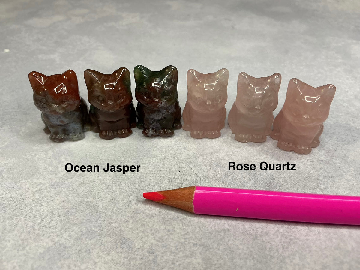 Mini Natural Crystal Sitting Kitty Cat (Multiple Materials)