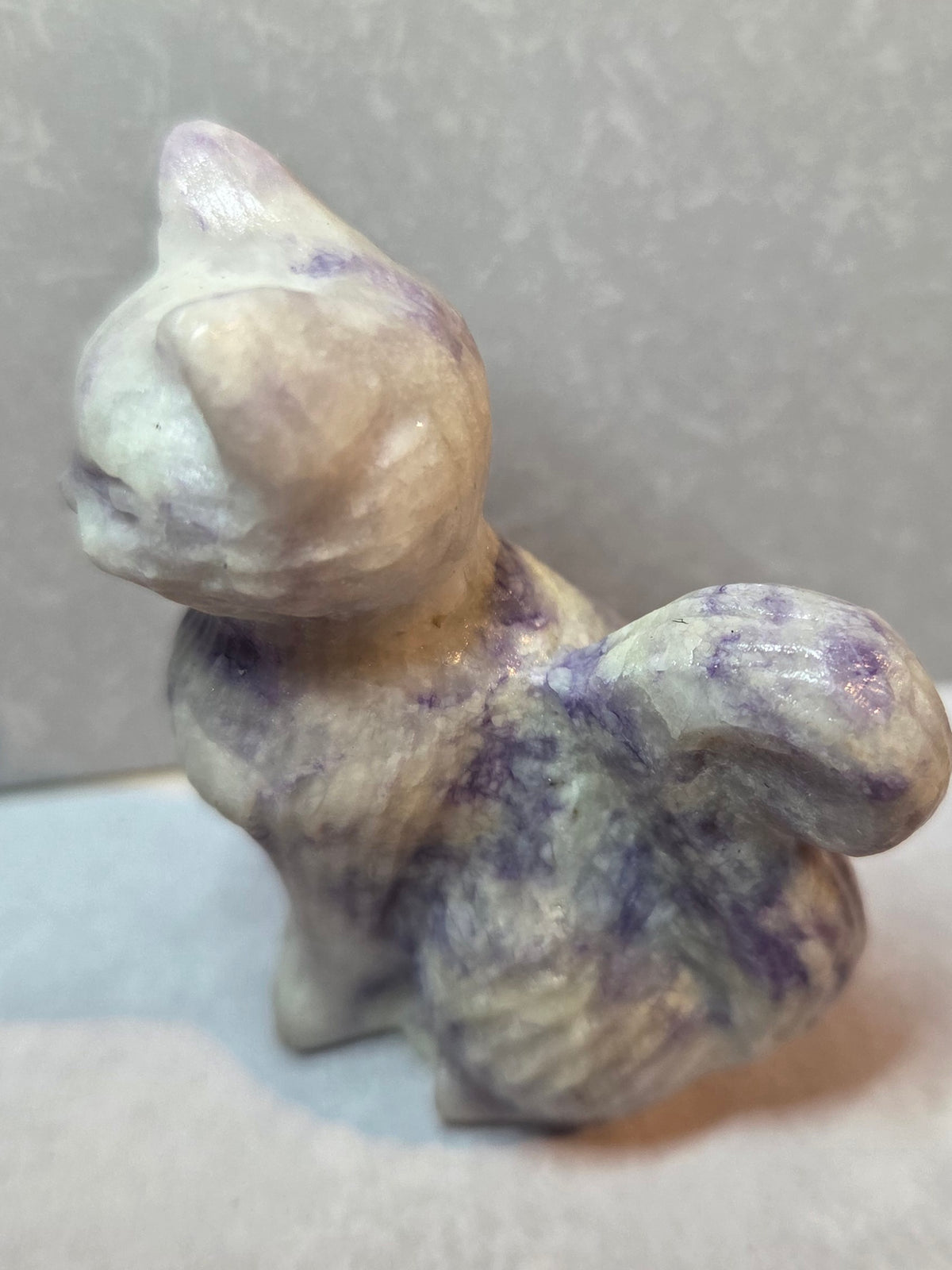 Small Purple Tiffany Jade Cat Carving