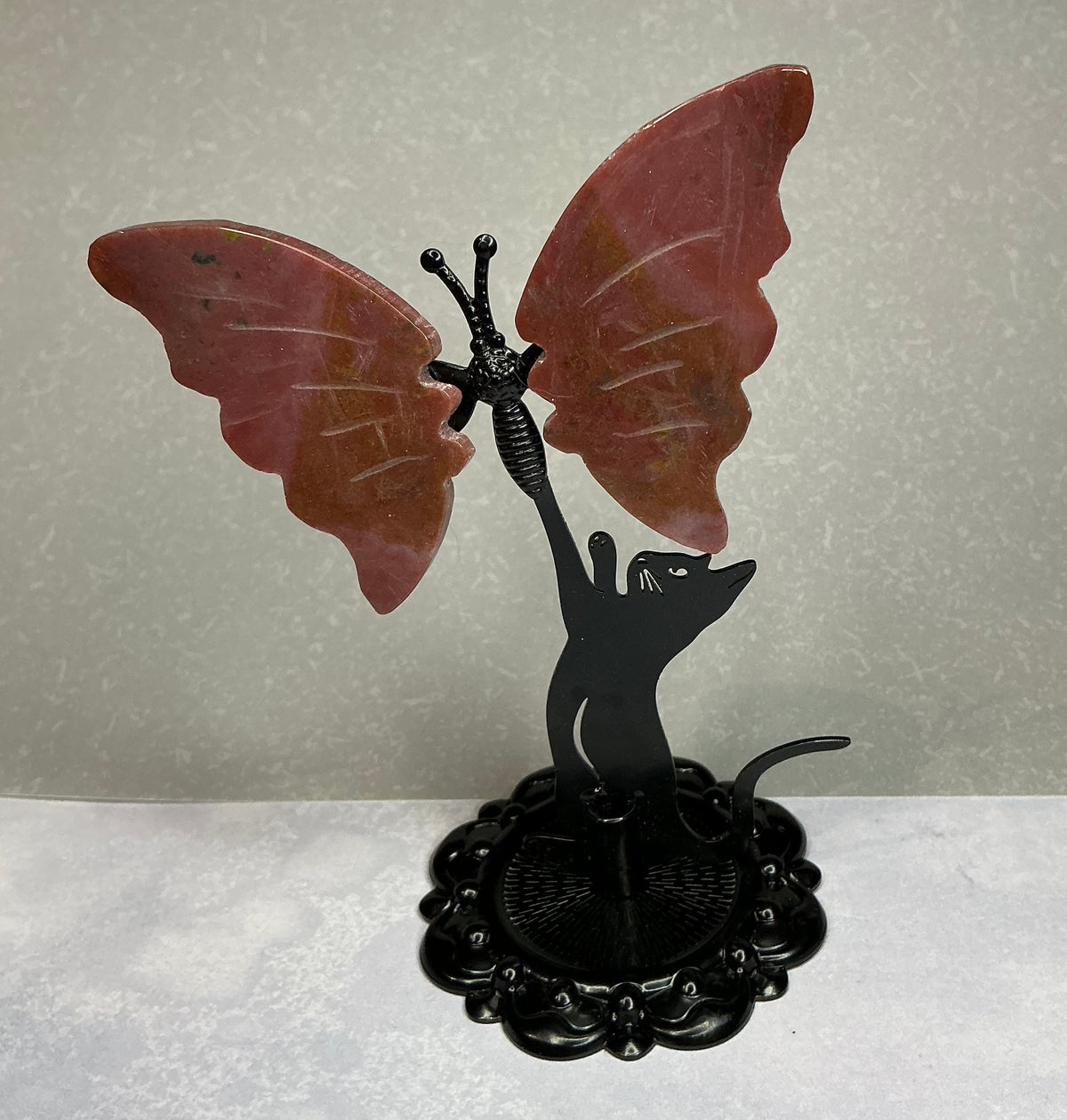 Cat Reaching for Crystal Butterfly Standing Decoration