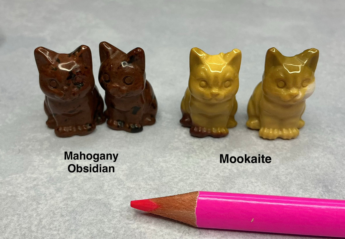 Mini Natural Crystal Sitting Kitty Cat (Multiple Materials)